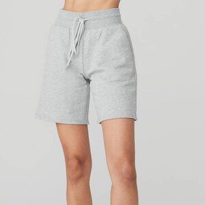 ALO High-Waist Easy Sweat Short Athletic Heather Grey sZ l